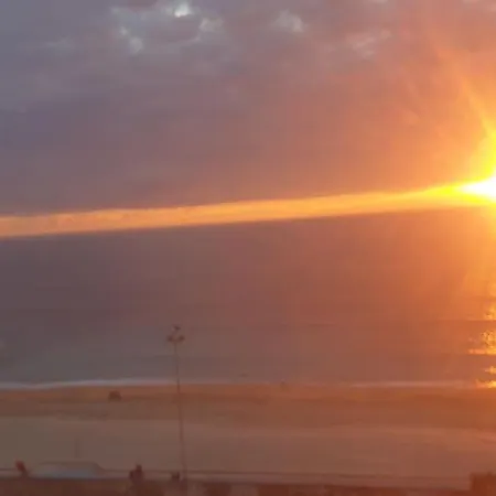 Apto Frente Playa, Puestas De Sol Appartamento